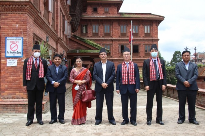 प्रजग कोरियाका महामहिम राजदूत जो योङ मान भक्तपुर नगरपालिकामा