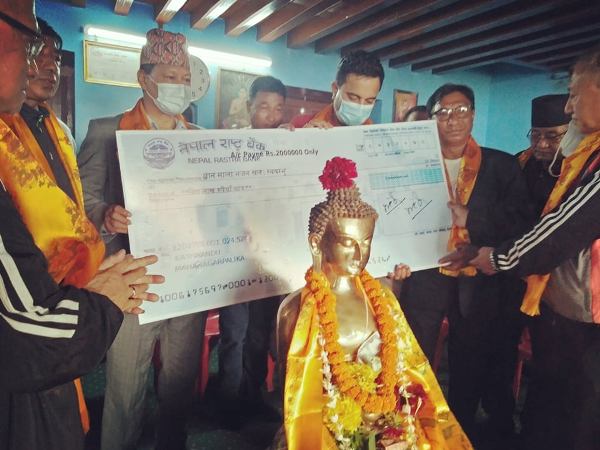 ज्ञानमाला भजन खल अक्षय कोषलाई महानगरबाट २० लाख रुपैयाँ प्रदान