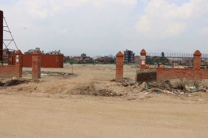 भक्तपुर सल्लाघारीमा बसपार्क बनाउने काठमाण्डौ महानगरपालिको प्रस्तावमा भक्तपुर नगरपालिकाद्वारा विरोध