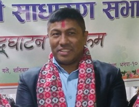 अहिले त म युवा हुँ 