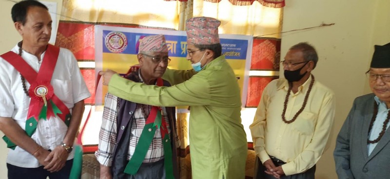 डा इन्दुल केसी शव्दयात्रा कर्मशिलता पुरस्कारबाट पुरस्कृत
