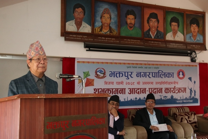 दशैंलाई सिर्जनशील र रचनात्मक क्षेत्रमा सदुपयोग गर्नुपर्ने : अध्यक्ष बिजुक्छेँ 
