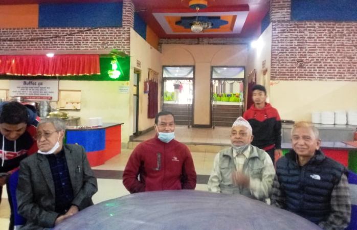 यीयी हुन् भक्तपुरका पुराना फुटबल खेलाडीहरु (नामावलीसहित)