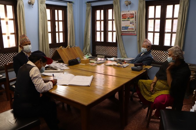 भक्तपुरमा राष्ट्रिय जनगणना २०७८ नेमकिपाका अध्यक्ष विजुक्छेंको घरपरिवारबाट शुभारम्भ