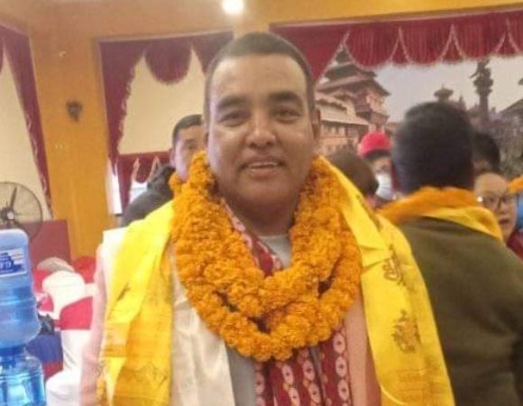 कांग्रेस केन्द्रीय सदस्यमा बाबुराजा चित्रकारको उम्मेदवारी