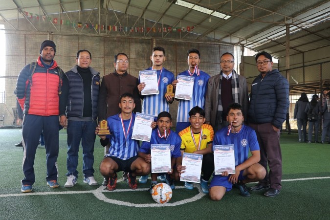 वागीश्वरीमा ब्याडमिन्टन  र फुटसल प्रतियोगिता प्रतियोगिता सम्पन्न