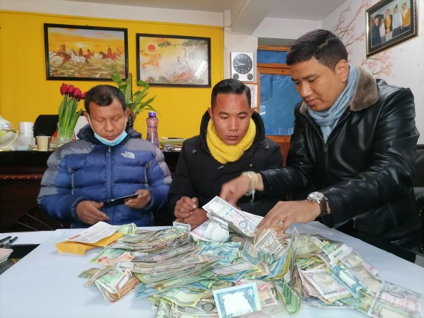 ३७ लाख ८९ हजार दुई सय ७० रुपैयाँ हस्तान्तरण 