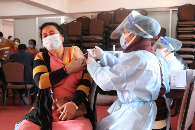 कोभिड १९ को पिसिआर तथा ऐन्टिजेन टेष्ट गर्दा जथाभावी शुल्क, कारबाहीको माग  