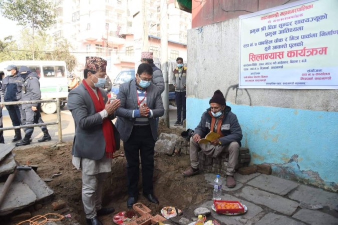 दुई वटा आकाशे पुलको एकै पटक शिलान्यास, तीन ओटा बने, चारओटा बन्दै