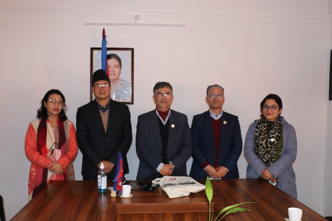 भक्तपुरका जनप्रतिनिधिद्वारा बागमती प्रदेशका मुख्यमन्त्री राजेन्द्रप्रसाद पाण्डेसँग भेट