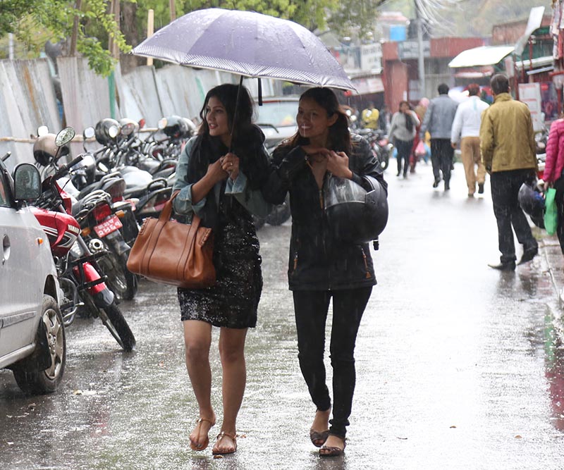 काठमाडौं उपत्यकामा पानी प¥यो, तापक्रम शून्यमा झर्ने सम्भावना 