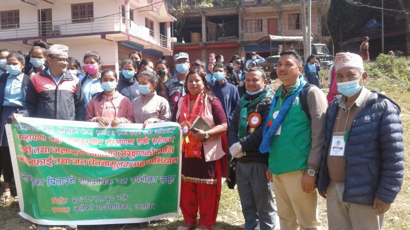 सिन्धुपाल्चोकमा भयो भव्य नदी, सडक सरसफाइ अभियान
