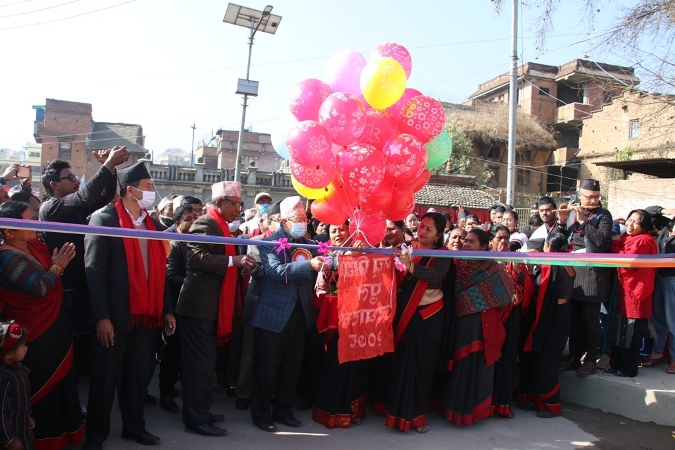 नेता बिजुक्छेँद्वारा गय् भिंद्यो हनुमन्त्ते पुल उद्घाटन