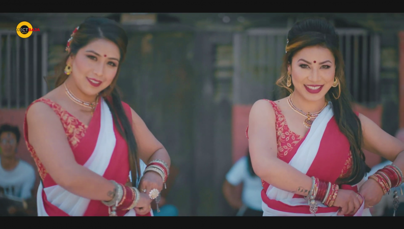 होली इष्ट एण्ड वेष्ट गीत सार्वजनिक 