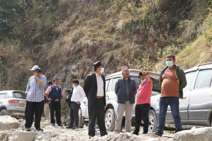 भ्याली बोर्डका सदस्यहरुबाट भयो सिस्नेरी खानेपानी आयोजनाको स्थलगत अवलोकन