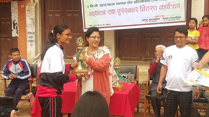 छात्रतर्फ कुवँर र छात्रातर्फ मधुकर्मीधले जिते प्रथम पुरस्कार