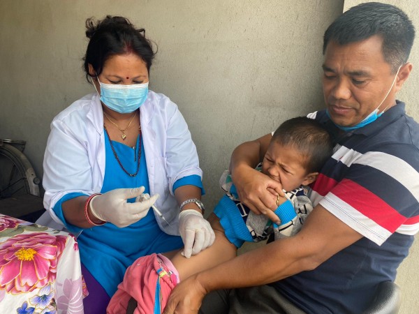 मदरल्याण्डमा टाइफाइड रोग विरुद्धको खोप सम्पन्न 