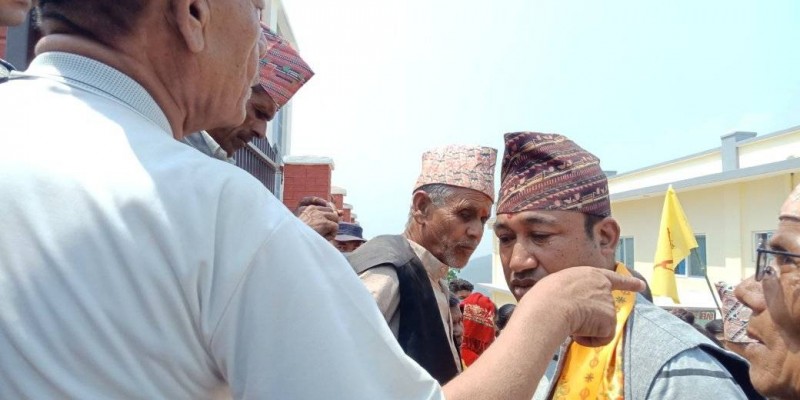 सिन्धुपाल्चोकको इन्द्रावती गाउँपालिका वडा नं ४ को वडा अध्यक्षमा विजेश हिमालयको उम्मेदवारी