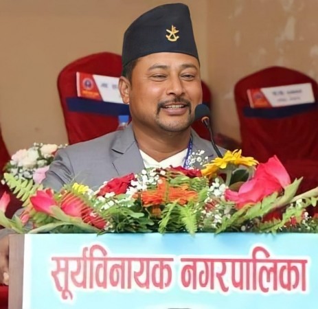 शक्तिको आडमा रातारात पार्टीको आधिकारिक उम्मेदवारबाट मलाई हटाइयो ः श्रेष्ठ 