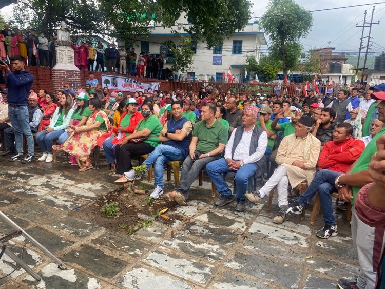 कटुञ्जेमा सकियो कांग्रेस गठबन्धनको चुनावी सभा, कसले के भने ?
