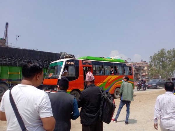 भोट हाल्न जगातीबाट १७ हजार ६९ यात्रु बाहिरिए