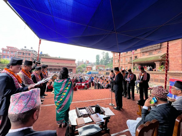 ख्वपय ४५ म्ह हे उम्मेरयात अत्याधीक बहुमत