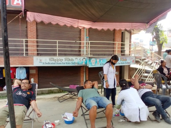 लायकु लुँंध्वाका बचतले गरयो रक्तदान कार्यक्रम