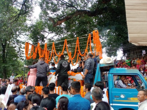 स्वर्गीय शोभा प्रधानका शवयात्राका फोटो फिचर