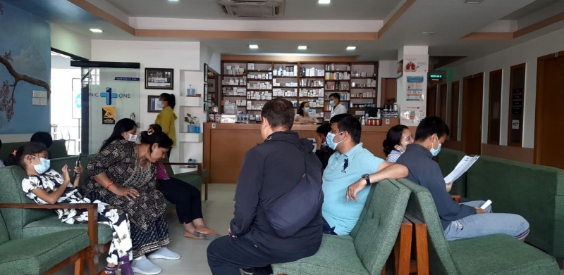 नोरखाङ्ग कम्पलेक्सस्थित क्लिनिक वान जवलाखेलमा मानसिक स्वास्थ्य सम्बन्धी स्वास्थ्य शिविरको आयोजना