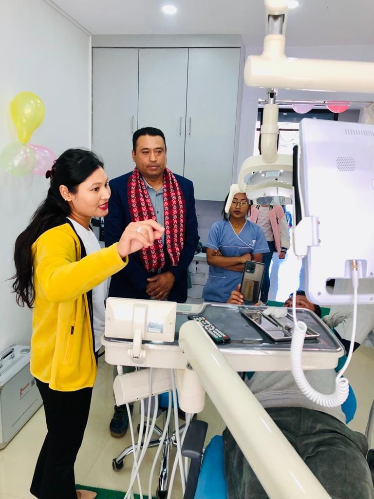 भक्तपुरको च्याम्हासिंहमा टोटल केयर डेण्टल क्लिनिक सञ्चालनमा 
