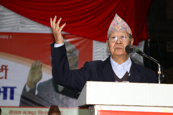 फेरि पनि हाम्रो भोट मजदुरको मादलमा राखौं ः विजुक्छें