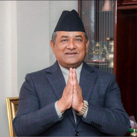 फलाम काट्ने फलामको रुपमा उदाए सांसद दुर्लभ थापा