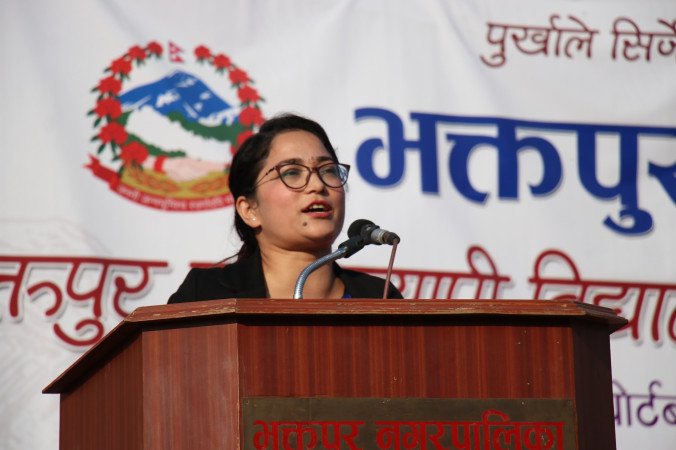 विश्वकप फुटबल प्रतियोगिता सञ्चालन भएको राष्ट्र कतारमा फुटबल स्टेडियम निर्माणको क्रममा करिब ११४६ जना नेपालीहरुले अनाहकमा ज्यान गुमाउनु परेको स्मरण 