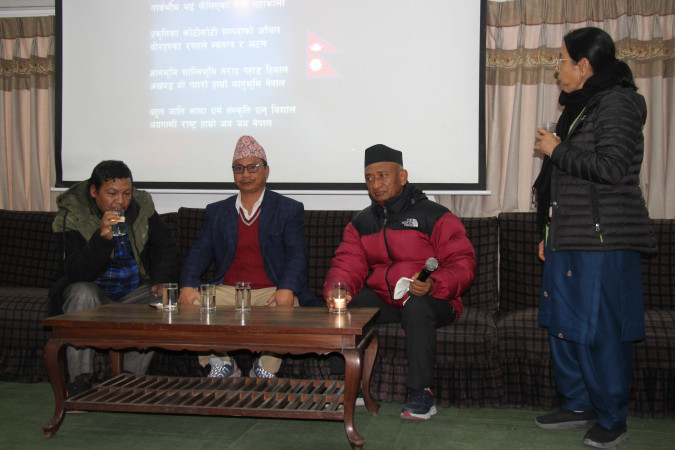 एभरेष्ट स्कुलमा राष्ट्रगानको भाबबारे जानकारी 