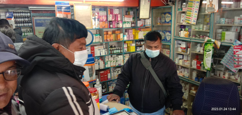 च्याम्हासिंहका औषाधि पसलहरुमा अनुगमन