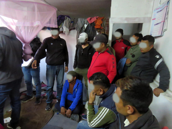 भारतीय नागरिकसहित भक्तपुरको मझेरी क्याफेबाट १६ जुवाडे पक्राउ