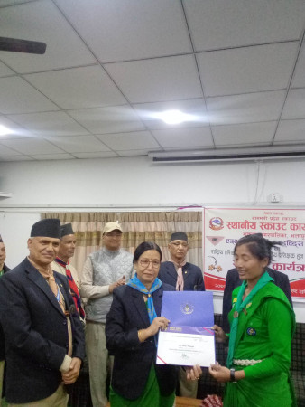 भक्तपुर स्काउटका राष्टिय प्रशिक्षक र सहायक राष्टिय प्रशिक्षकहरुलाई सम्मान