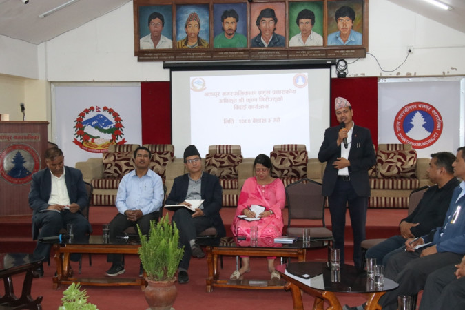 प्रमुख प्रशासकीय अधिकृत कृष्ण गिरीलाई बिदाइ 