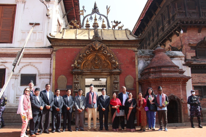 लक्जमवर्गका मन्त्री फ्रान्ज फायट भक्तपुर भ्रमणमा