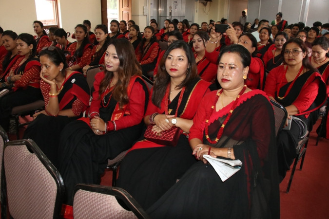 नयाँ पुस्तालाई सही दिशानिर्देश गर्न अभिभावक र शिक्षकहरुले मेहेनत गर्नुपर्ने