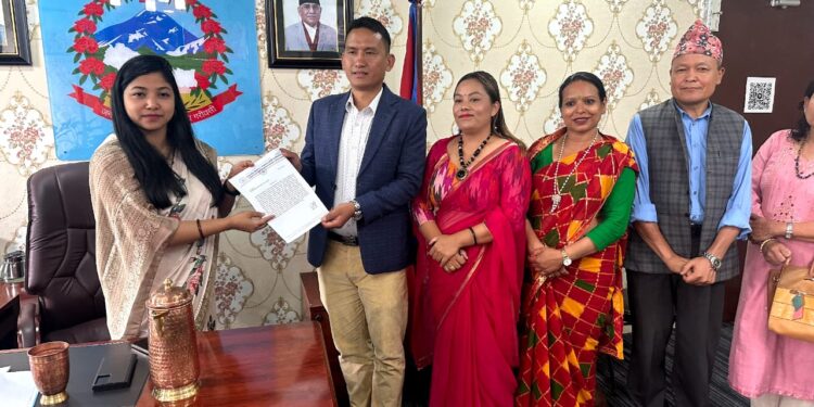 काठमाडौ महानगरको विद्यालय व्यवस्थापन समिति विघटन गर्ने निर्णयको विरोध