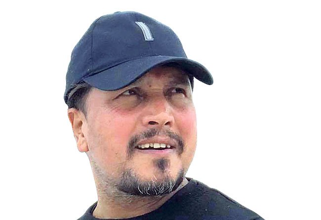 दीपकराज गिरी र उनको टिम फेरि सामाजिक कथामा