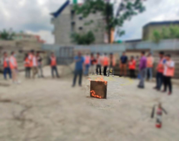 झौखेलको नेपाल इको प्यानलमा आगलागी भएपछि...............