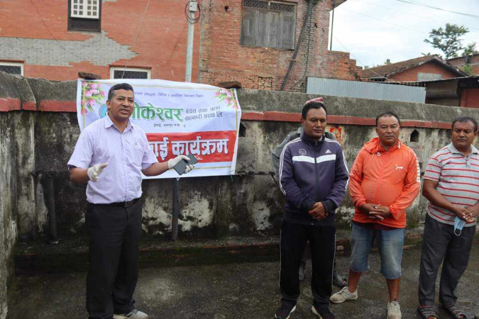 लोकेश्वर साकोसले गरयो टोलको सरसफाई (फोटो फिचर)