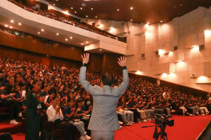 उच्च शिक्षाको लागि विद्यार्थीलाई नयाँ गन्तव्यतिर