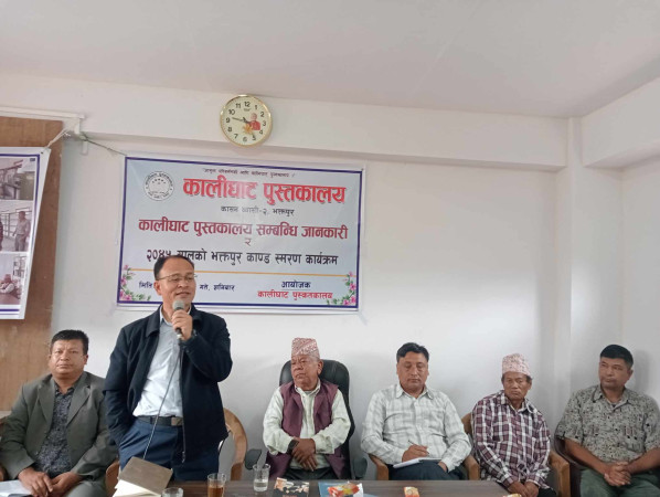 पुस्तकालय भन्नेको अध्यारो ठाँउमा बत्ती हो 