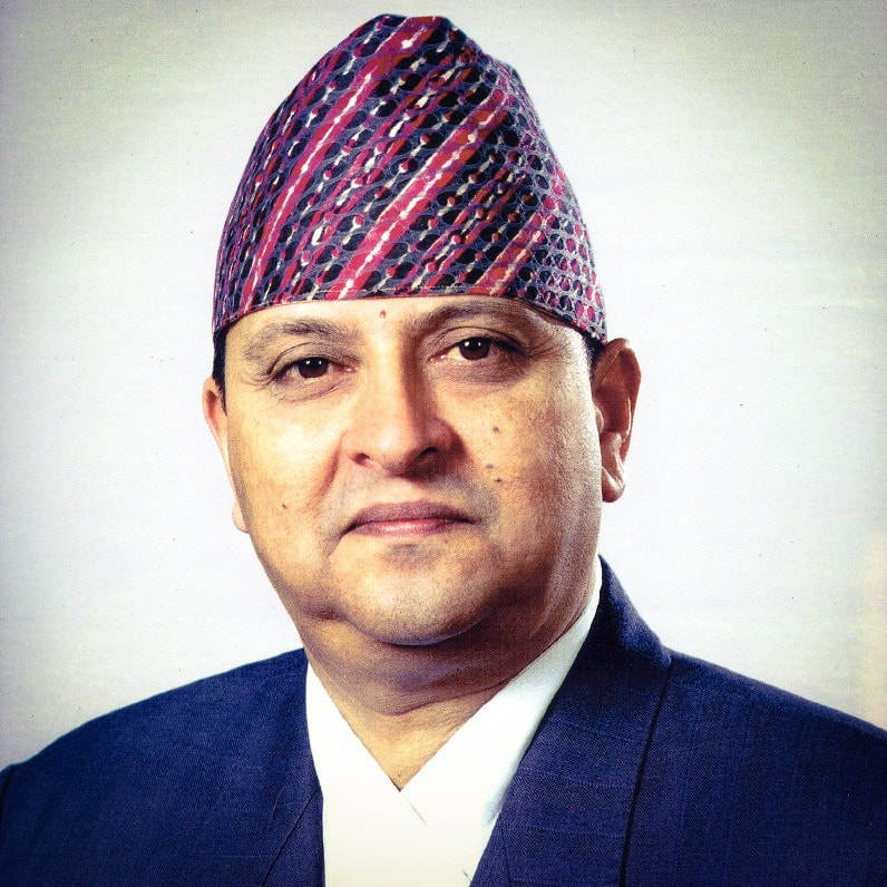 पूर्व राजा ज्ञानेन्द्र शाह भक्तपुरको दरवार स्क्यावरमा