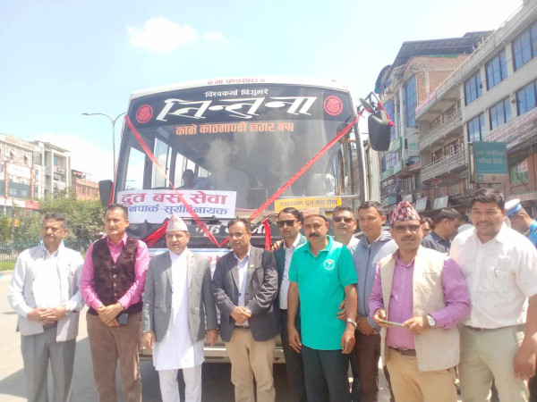 सूर्यविनायक रत्नपार्क दु्रत वस सेवाको फोटो फिचर 
