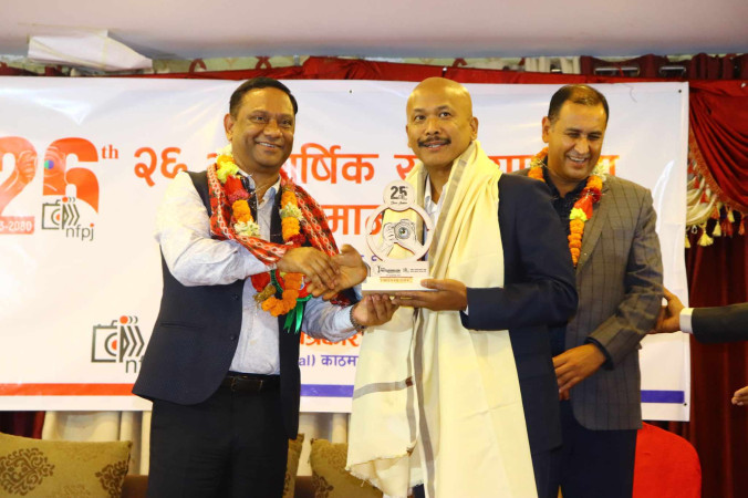 हरिगोपाल प्रधान फोटोपत्रकारिता सम्मान–२०७९ बाट सम्मान