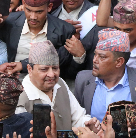 ‘अस्ताएको सूर्य भोलि फेरि उडाउने छ’ 